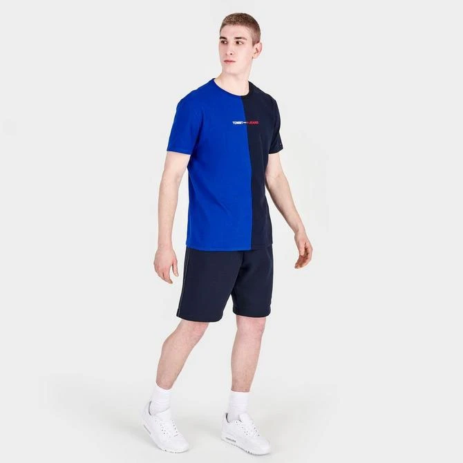 商品Tommy Hilfiger|Men's Tommy Jeans Split Linear Logo Short-Sleeve T-Shirt,价格¥186,第2张图片详细描述