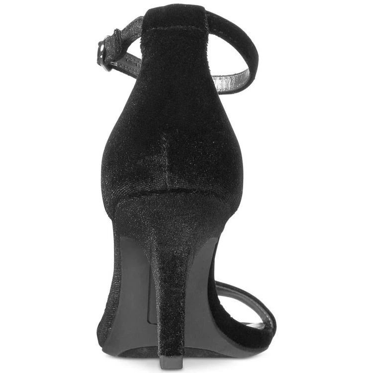 商品Bandolino|Madia Velvet Dress Sandals,价格¥153,第3张图片详细描述