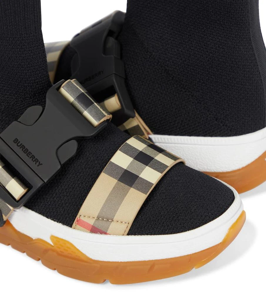 商品Burberry|Checked knit sock sneakers,价格¥2978,第5张图片详细描述