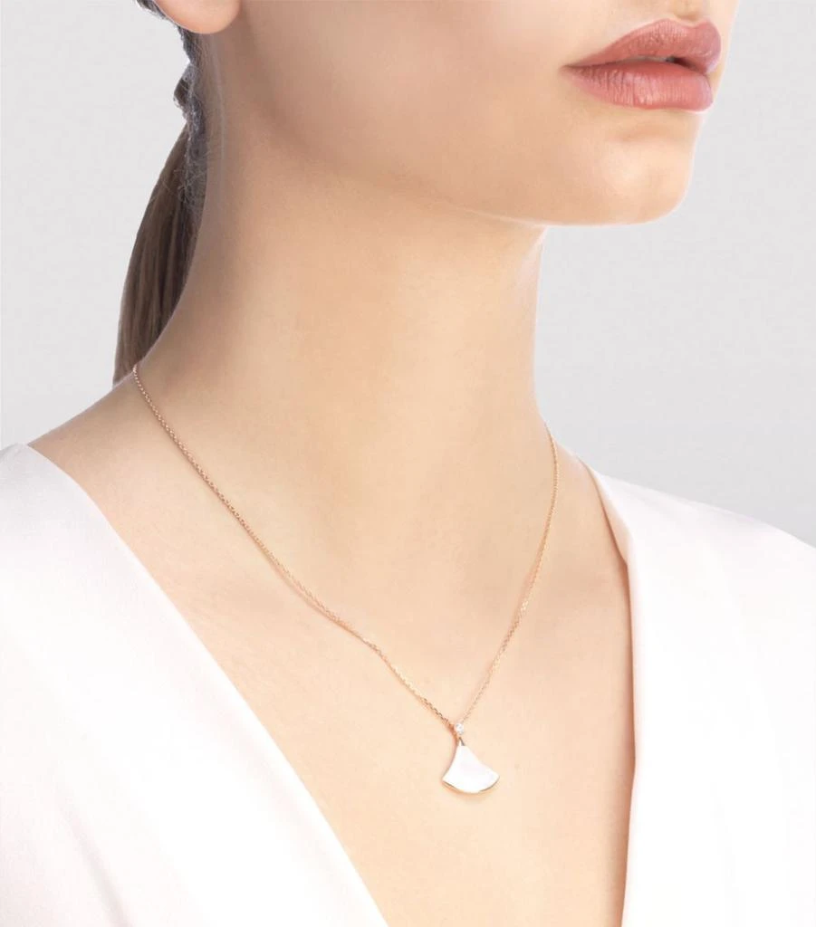 商品BVLGARI|Rose Gold, Diamond and Mother-of-Pearl Divas' Dream Necklace,价格¥30533,第2张图片详细描述