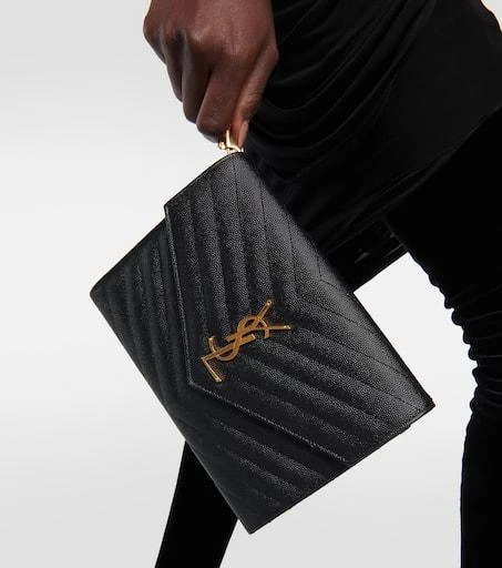 商品Yves Saint Laurent|Cassandre matelassé leather clutch,价格¥5552,第2张图片详细描述