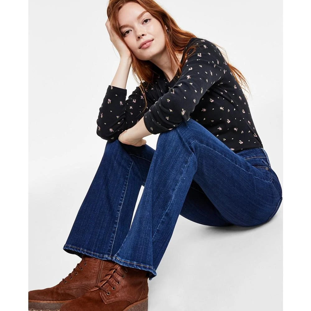 商品Levi's|Women's 726 High Rise Slim Fit Flare Jeans,价格¥307,第4张图片详细描述