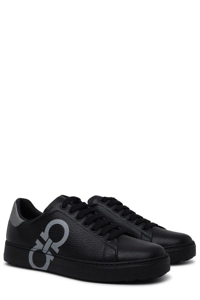 商品Salvatore Ferragamo|Salvatore Ferragamo Gancini Printed Low-top Sneakers,价格¥4295,第3张图片详细描述