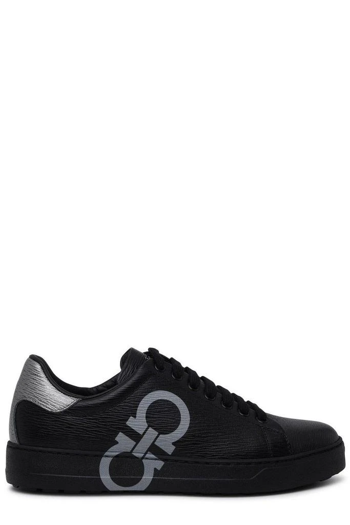 商品Salvatore Ferragamo|Salvatore Ferragamo Gancini Printed Low-top Sneakers,价格¥4295,第1张图片