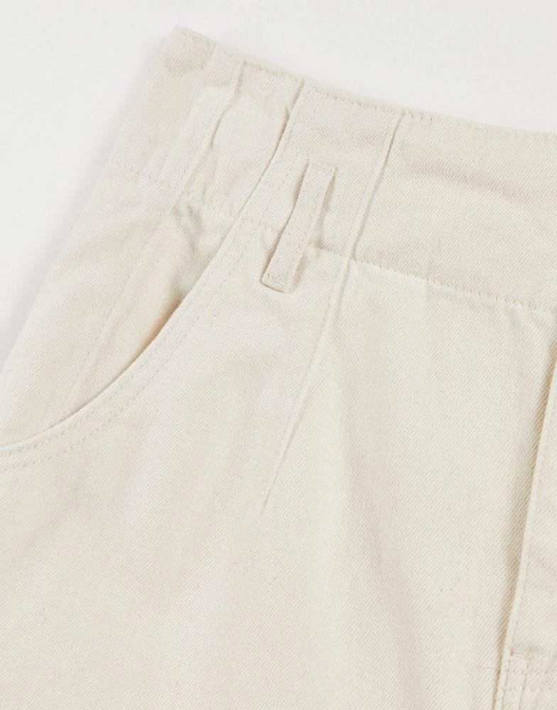 商品Topshop|Topshop denim shorts in ecru,价格¥153,第3张图片详细描述