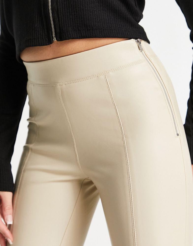 Topshop faux leather skinny fit trouser in cream商品第2张图片规格展示
