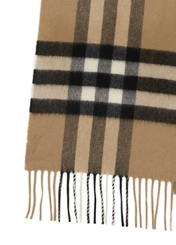 商品Burberry|经典格纹羊绒围巾,价格¥3669,第1张图片