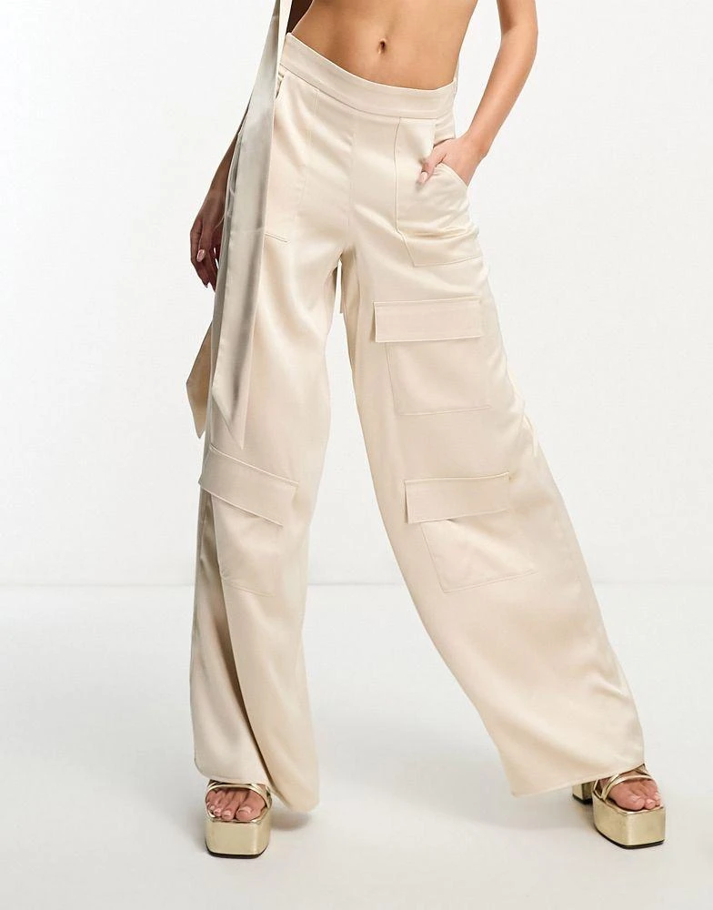 商品AsYou|ASYOU satin wide leg utility trousers with tie belt in champagne,价格¥202,第4张图片详细描述