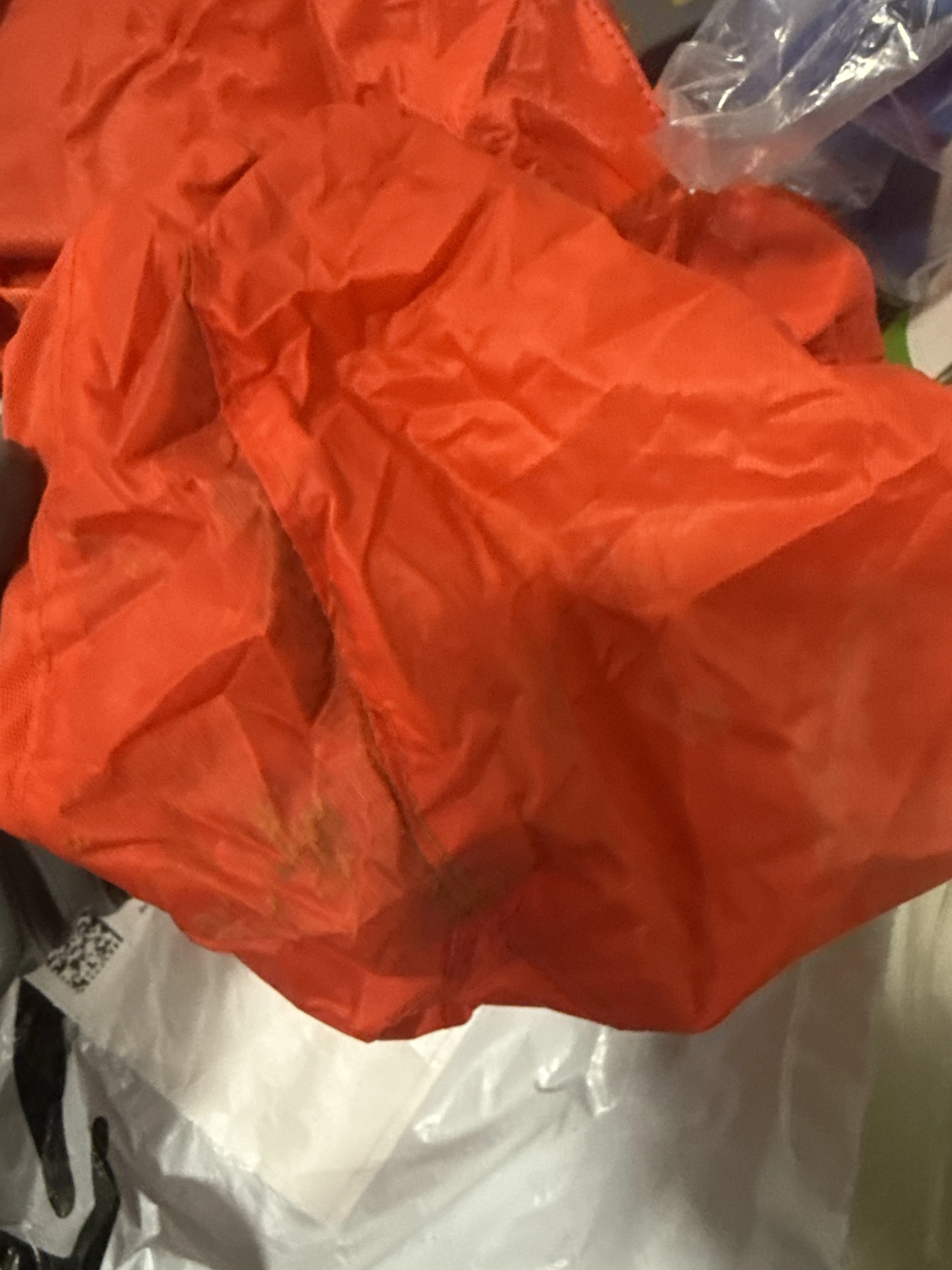 （破损）Osprey Ultralight Collapsible Stuff Pack - Lightweight, Packable Travel Backpack — Extra Bag For Travel and Every Day — 18 L Capacity Daypack to Expand Luggage, Black 商品