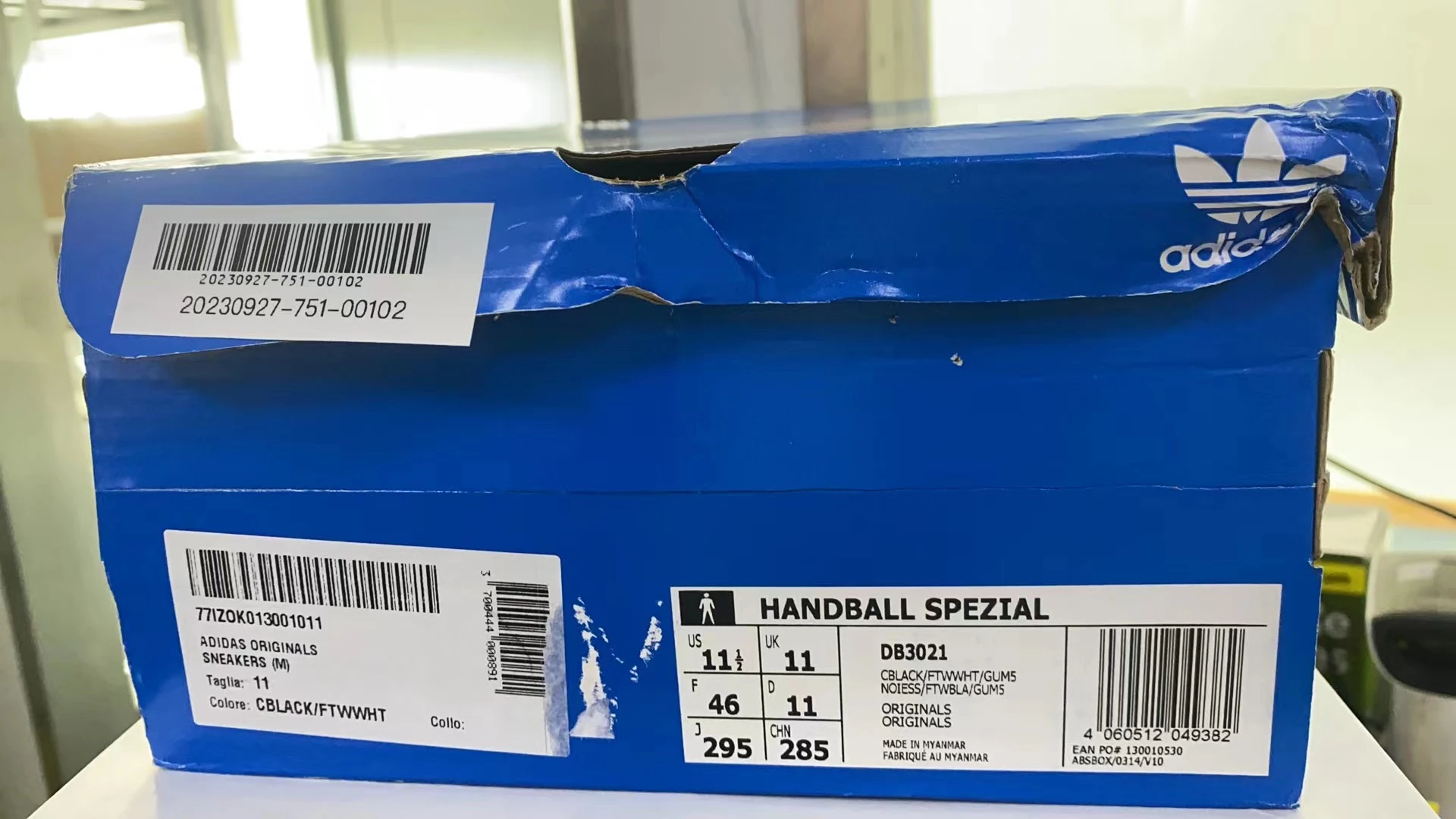 【瑕疵/鞋盒破损】Handball Spezial Sneakers(US11.5/法码46) 商品