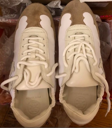商品[国内直发] Tory Burch|(瑕疵，实际尺码US 5.5)Tory Burch Women's Tory Trainers - White/New Ivory,价格¥728,第1张图片
