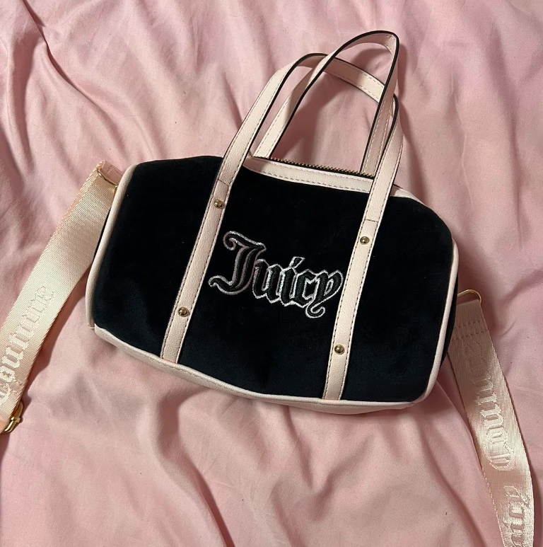 商品Juicy Couture|small juicy couture duffel,价格¥224,第1张图片