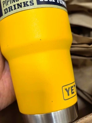 【瑕疵】YETI 30 oz. Rambler Tumbler with MagSlider Lid 商品