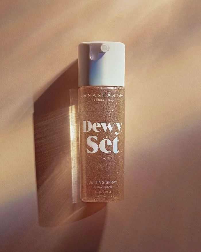 商品Anastasia Beverly Hills|Dewy Set Setting Spray 3.4 oz.,价格¥192,第3张图片详细描述