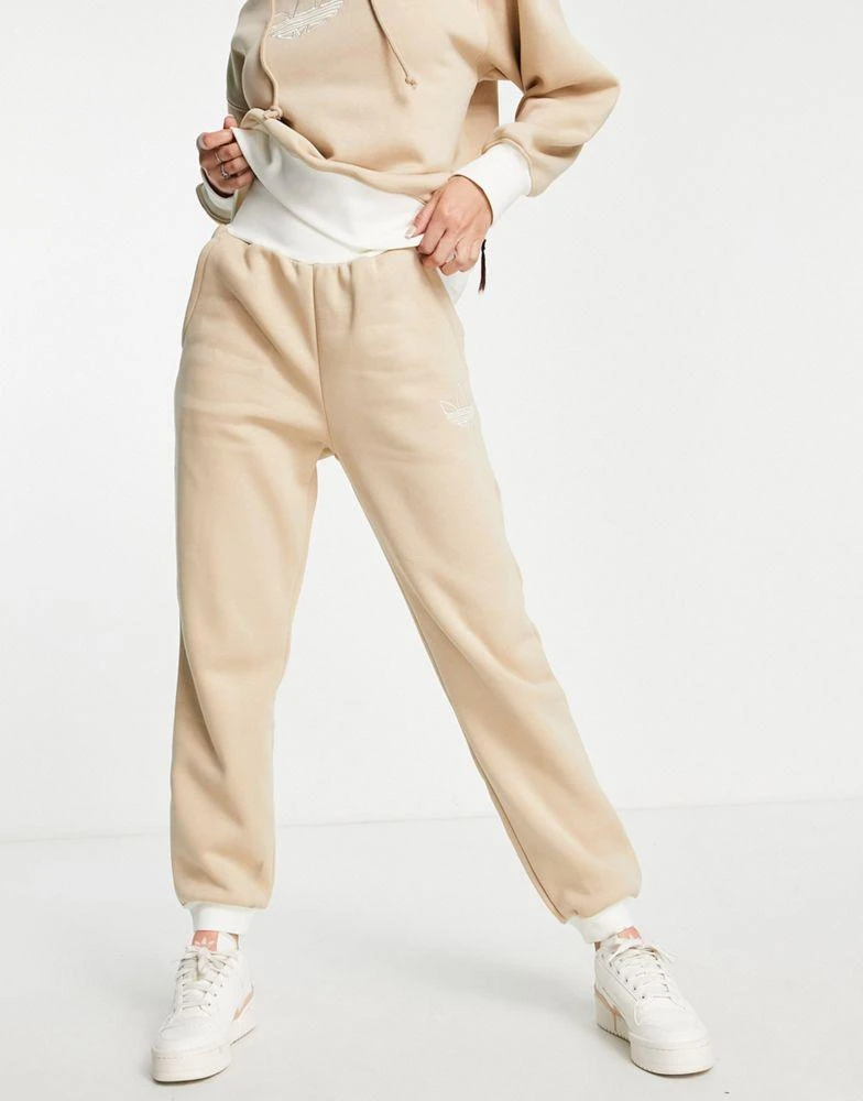 商品Adidas|adidas Originals Mountain Explorer contrast cuffed joggers in beige,价格¥475,第4张图片详细描述