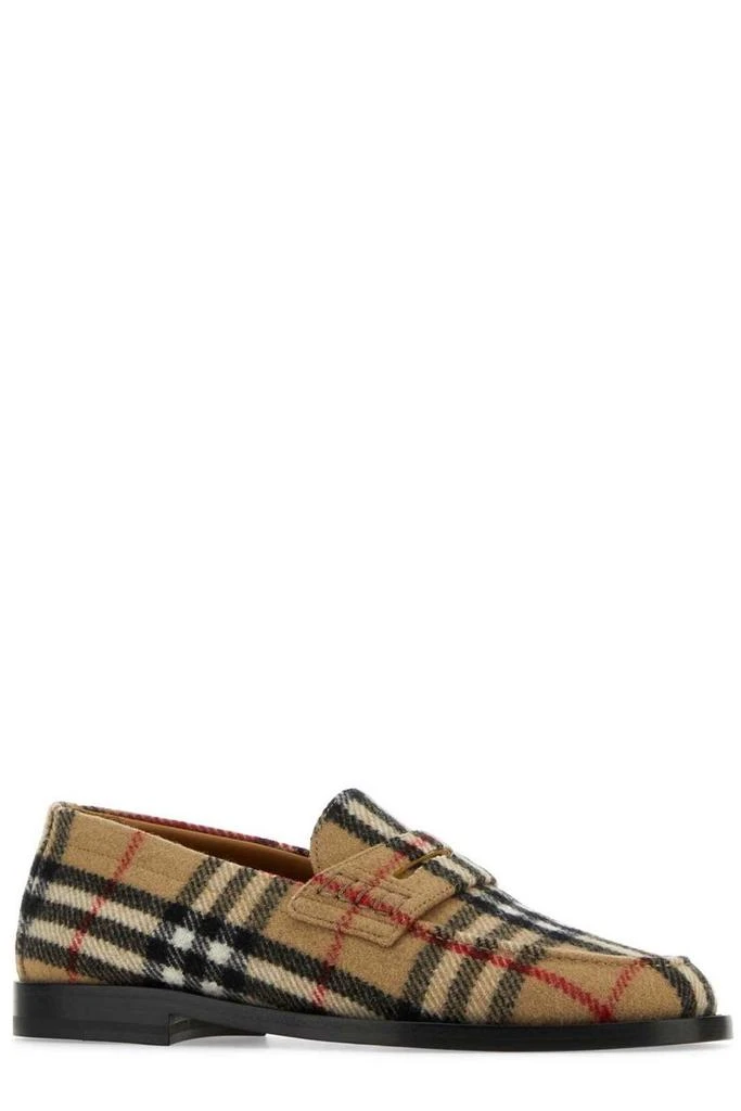 商品Burberry|Burberry Checked Slip-On Loafers,价格¥3142,第2张图片详细描述