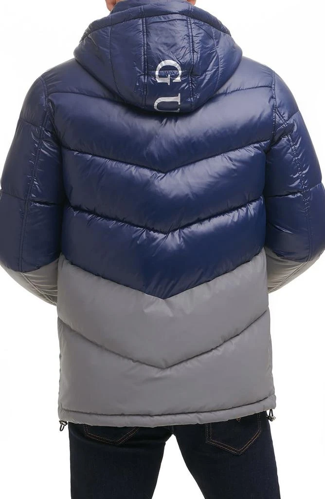 商品GUESS|Colorblock Wind & Water Resistant Puffer Jacket,价格¥891,第2张图片详细描述