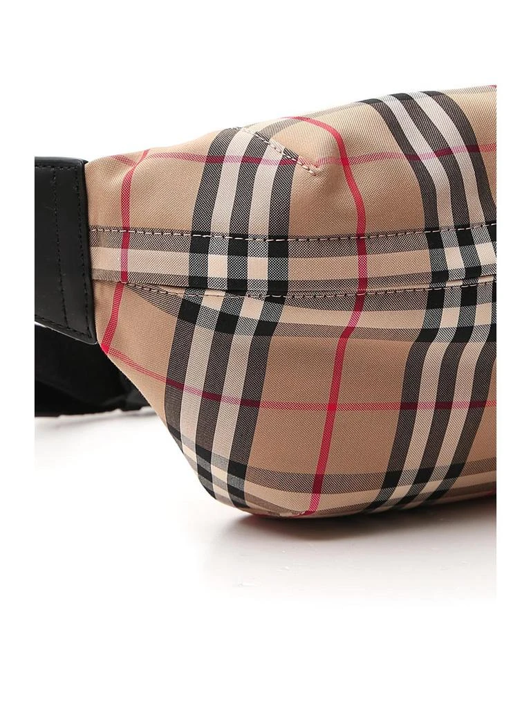 商品Burberry|Burberry Medium Vintage Check Bum Bag,价格¥4941,第4张图片详细描述