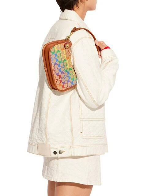 商品Coach|Swinger Pride Coated Canvas Shoulder Bag,价格¥833,第2张图片详细描述