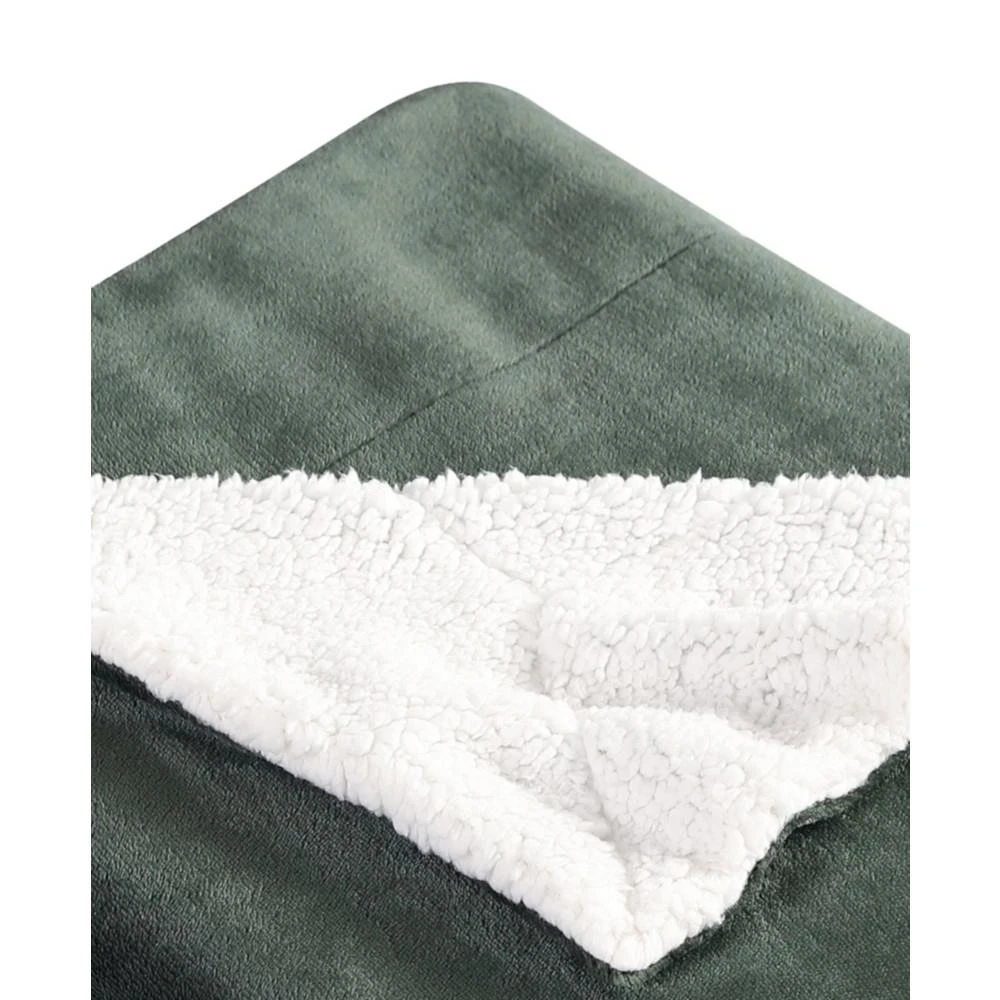商品Eddie Bauer|CLOSEOUT! Signature Solid Ultra Soft Plush Fleece Blanket,价格¥359,第2张图片详细描述