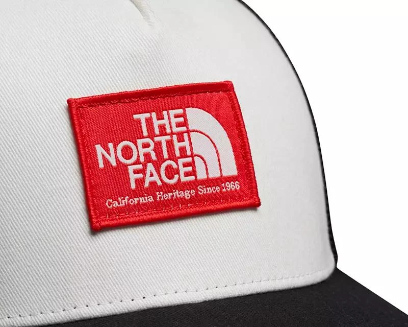 商品The North Face|The North Face Keep It Patched Trucker Hat,价格¥166,第5张图片详细描述