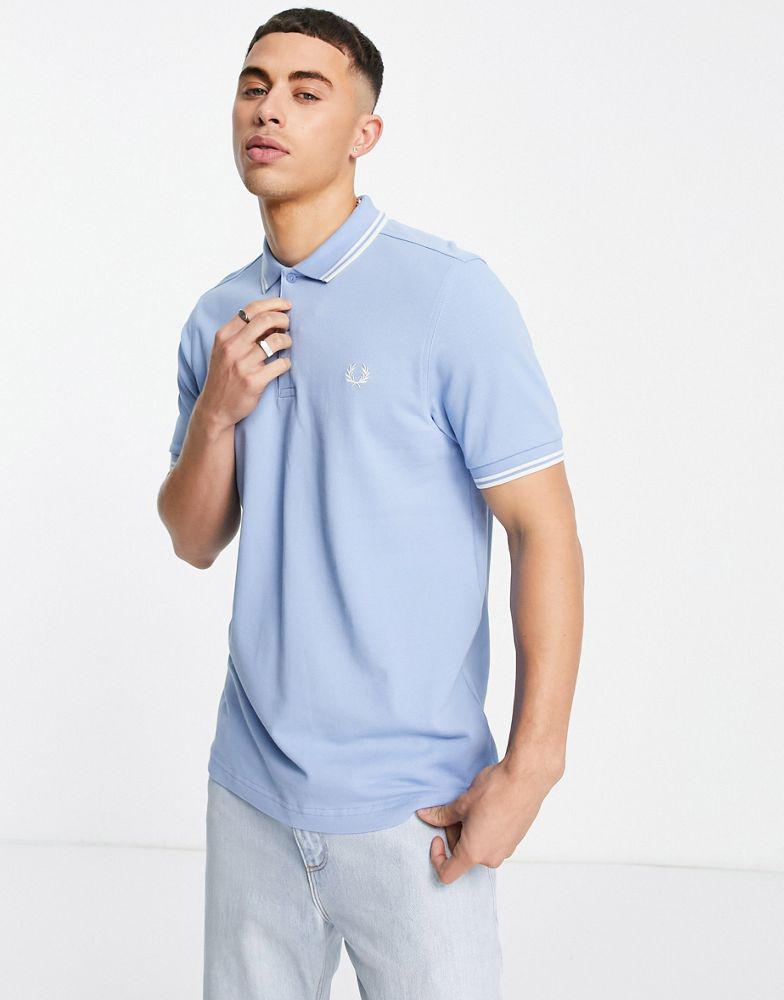 Fred Perry twin tipped logo polo in light blue商品第1张图片规格展示