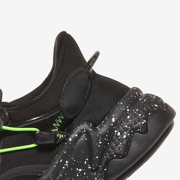 【韩国直邮|包邮包税】阿迪达斯 OZWEEGO  运动鞋 SNEAKERS  FZ1955 CBLACK/CBLACK/GRESIX 商品
