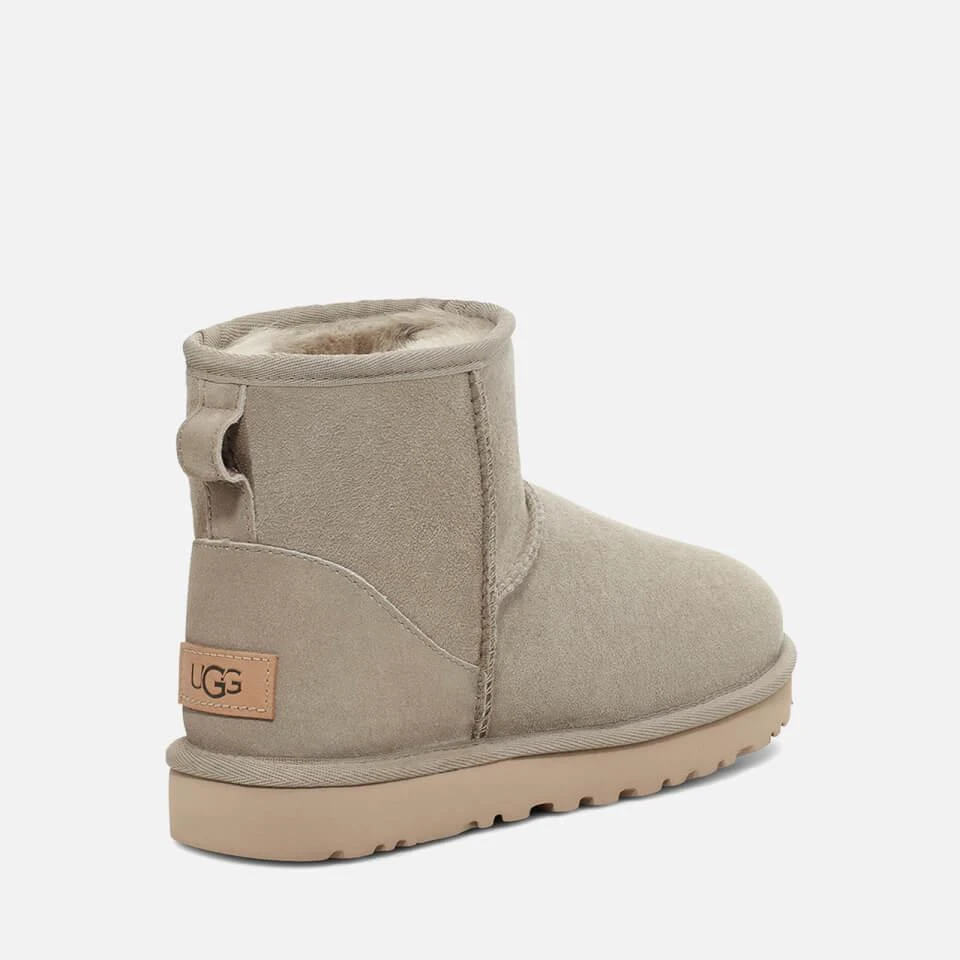 商品UGG|WOMEN'S CLASSIC MINI II SHEEPSKIN BOOTS - CHESTNUT,价格¥1622,第4张图片详细描述