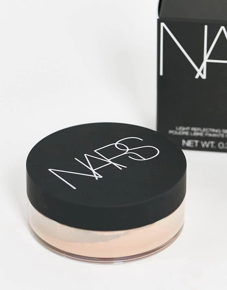 商品NARS|NARS Light Reflecting Loose Setting Powder,价格¥335,第4张图片详细描述