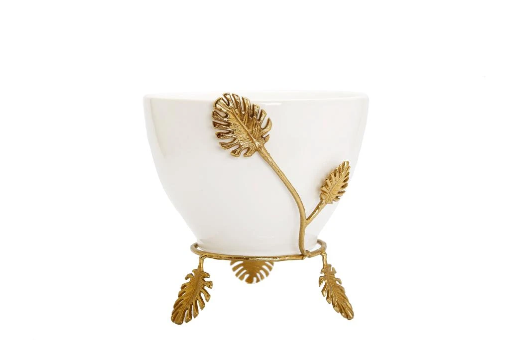 商品Classic Touch Decor|White Ceramic Bowl with Gold Leaf Details,价格¥616,第1张图片
