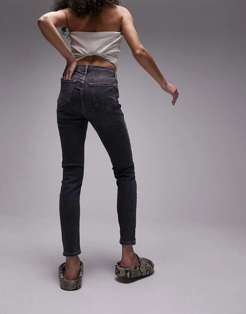 商品Topshop|Topshop Jamie jeans with knee rips in dirty grey,价格¥255,第2张图片详细描述