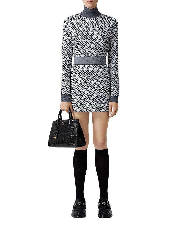 商品Burberry|Frances Mini Embossed Leather Tote,价格¥19274,第3张图片详细描述