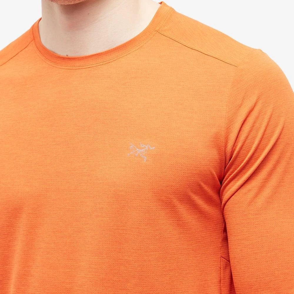 商品Arc'teryx|Arc'teryx Long Sleeve Cormac T-Shirt,价格¥601,第5张图片详细描述