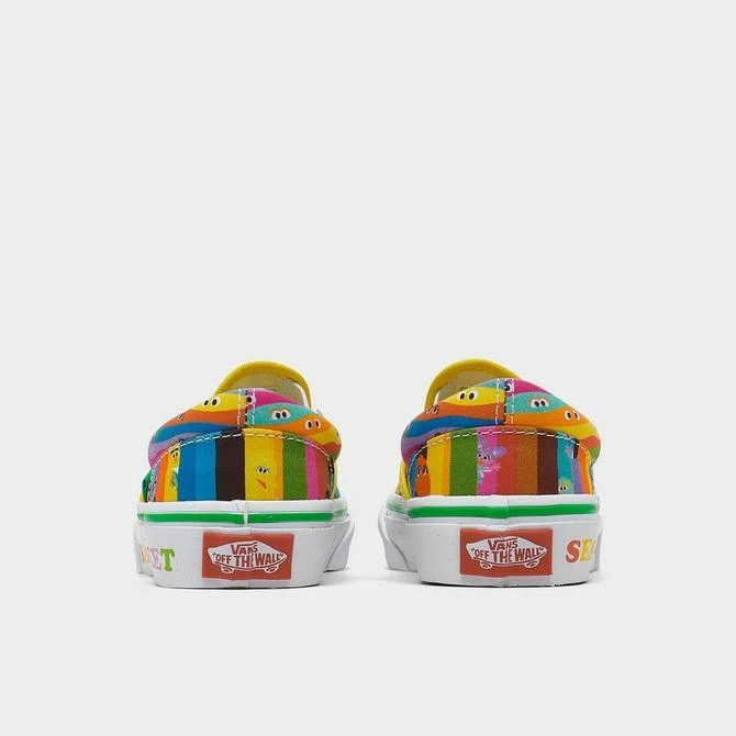 Little Kids' Vans x Sesame Street Classic Slip-On Casual Shoes 商品