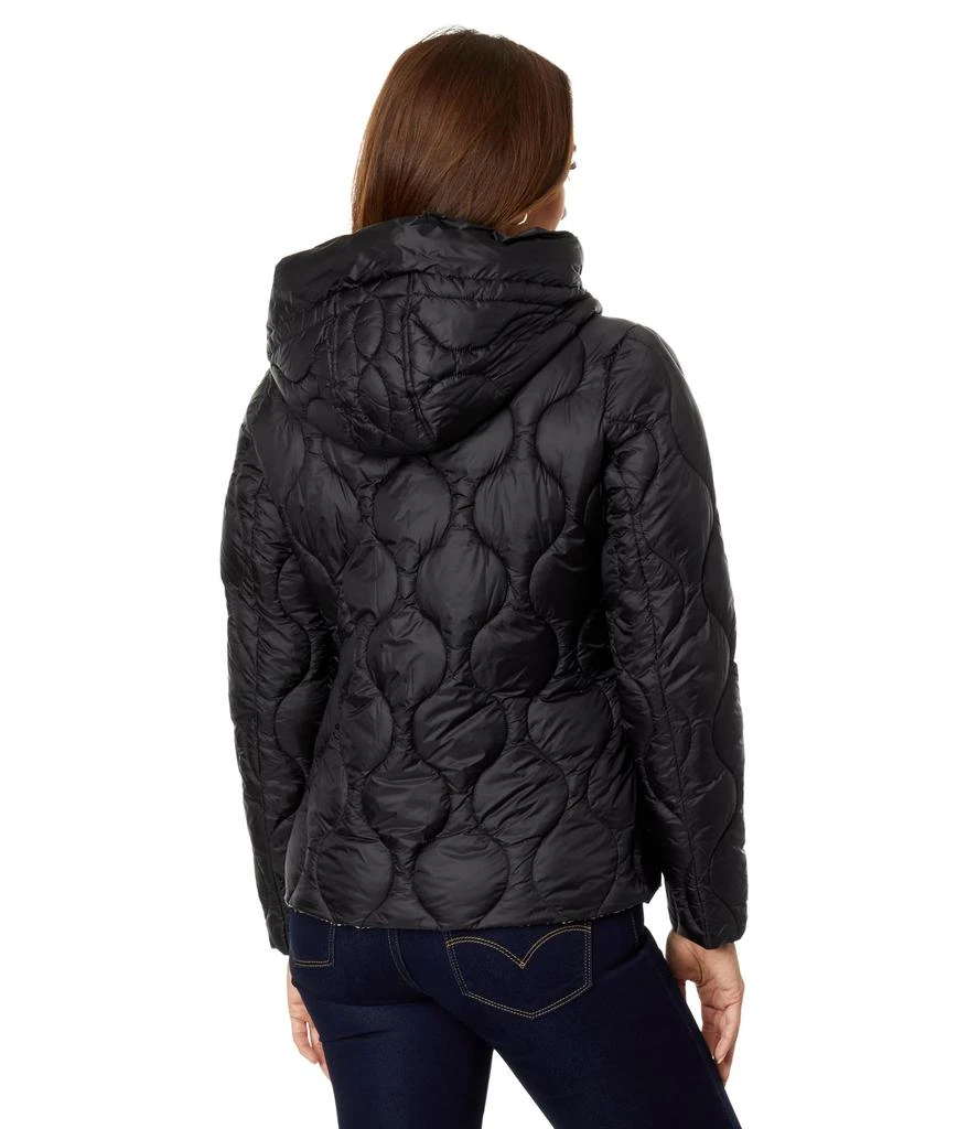 商品Michael Kors|Swirl Packable Quilt M426052C67,价格¥1074,第2张图片详细描述