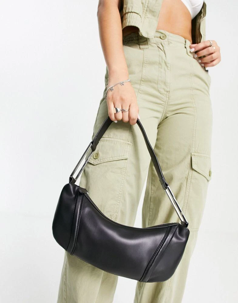 商品Topshop|Topshop sadi pu buckle bag in black,价格¥114,第2张图片详细描述