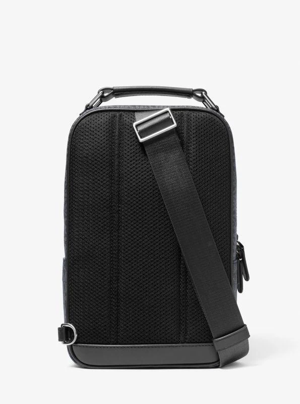 商品Michael Kors|Hudson Logo Sling Pack,价格¥842,第3张图片详细描述