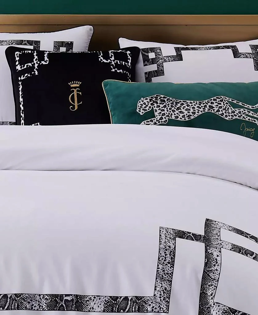 商品Juicy Couture|Lattice Embroidered Velvet Decorative Pillow, 20" x 20",价格¥192,第2张图片详细描述