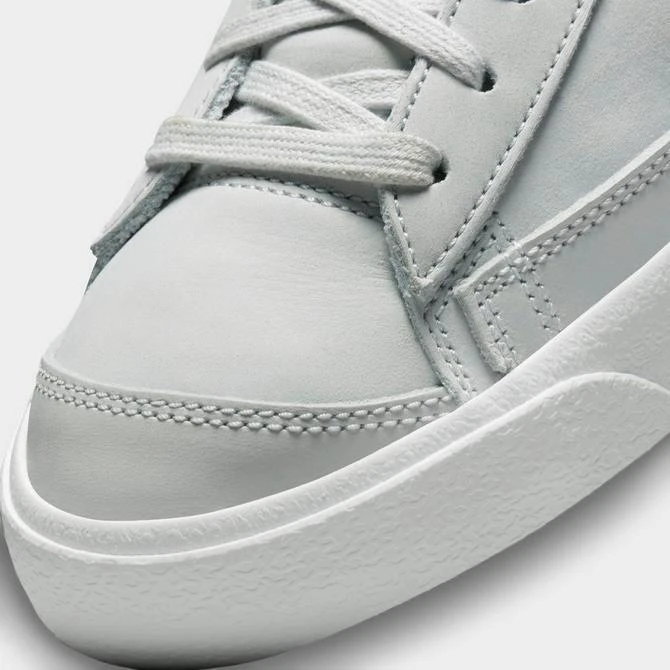 商品NIKE|Women's Nike Blazer Mid Premium Casual Shoes,价格¥900,第3张图片详细描述
