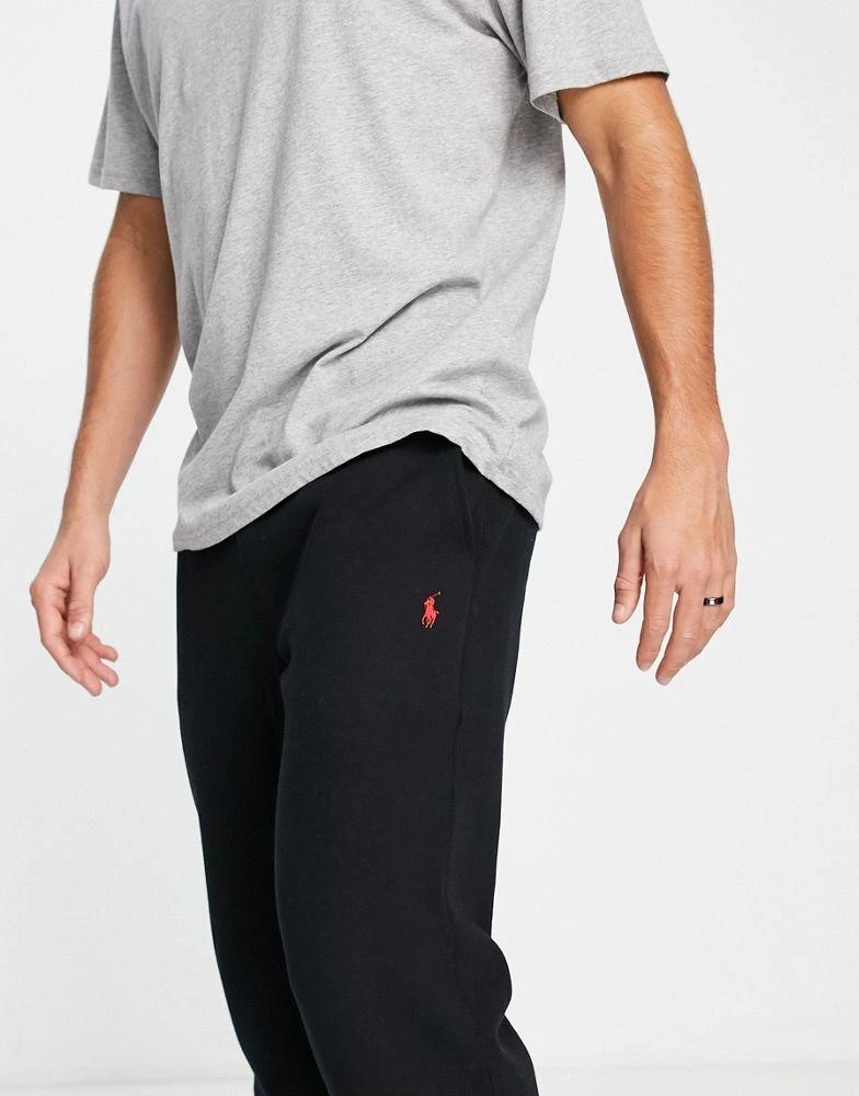 商品Ralph Lauren|Polo Ralph Lauren icon logo cuffed joggers in black,价格¥983,第4张图片详细描述