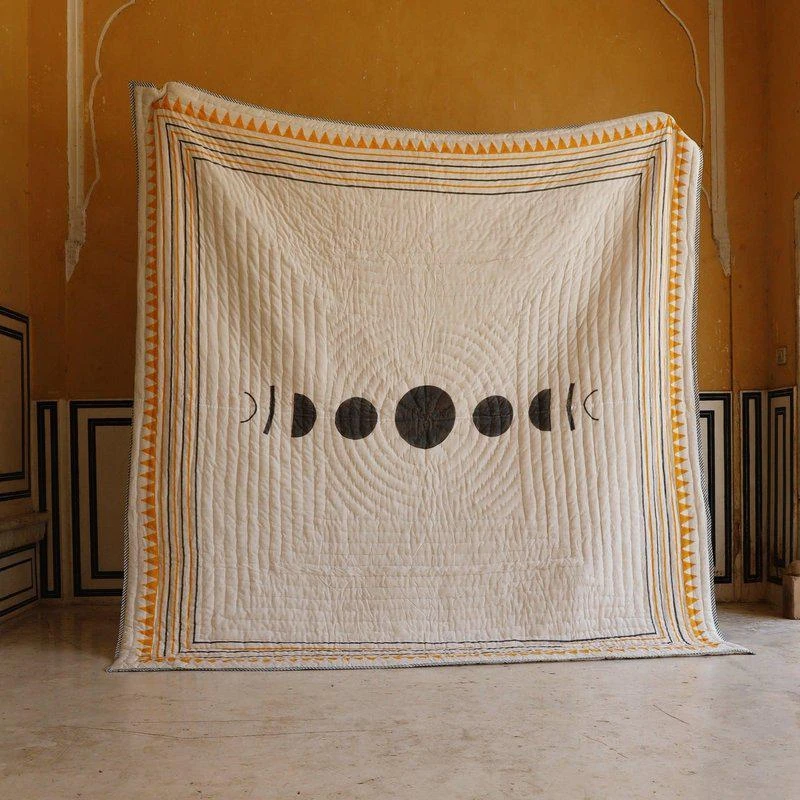 商品CQC|New Moon Quilt KING,价格¥2254,第1张图片