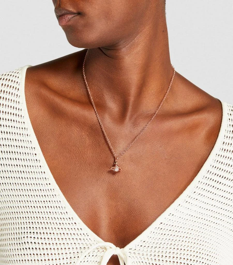 商品Vivienne Westwood|Small Crystal-Embellished Mayfair Orb Pendant Necklace,价格¥1089,第4张图片详细描述
