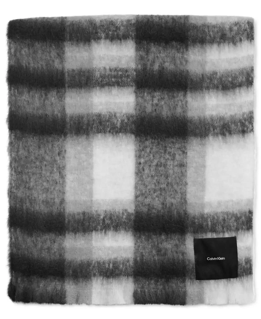 商品Calvin Klein|Women's Oversized Plaid Blanket Scarf,价格¥320,第3张图片详细描述