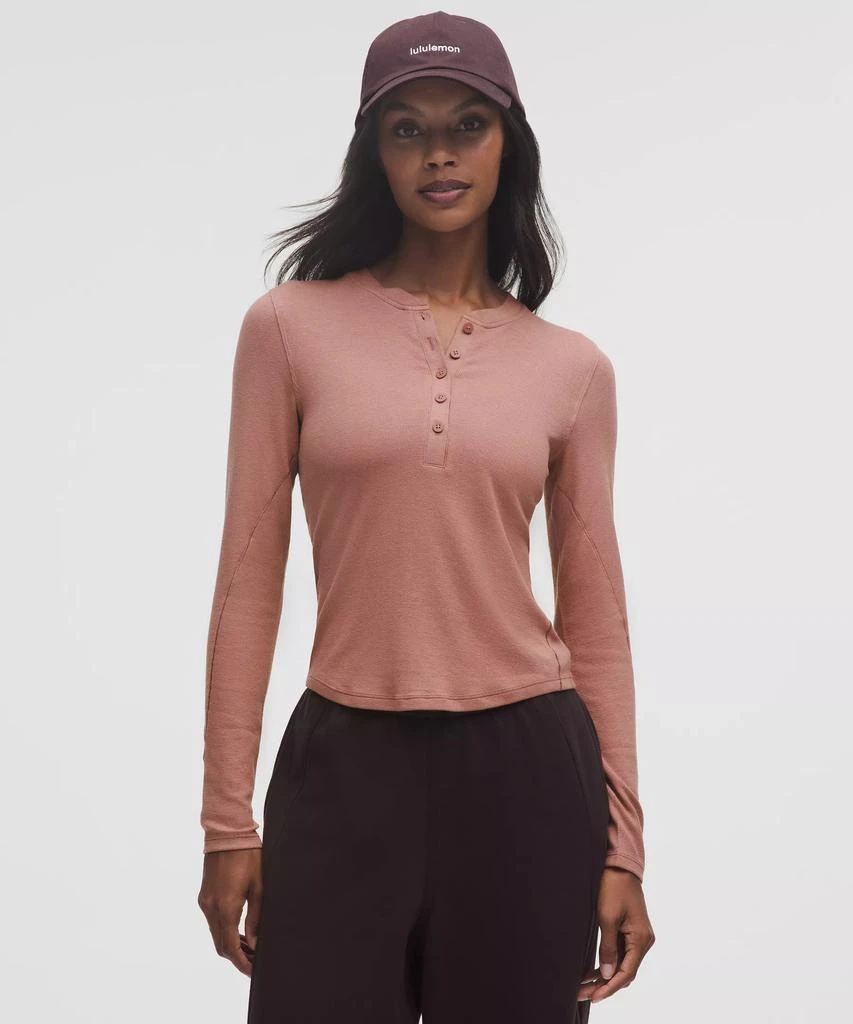 Hold Tight Long-Sleeve Henley 商品