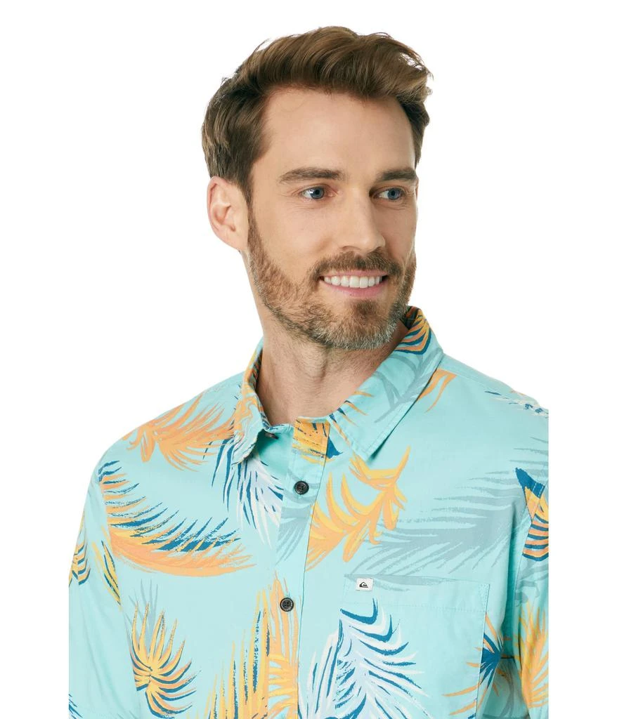 商品Quiksilver|Tropical Glitch Short Sleeve Woven,价格¥281,第3张图片详细描述