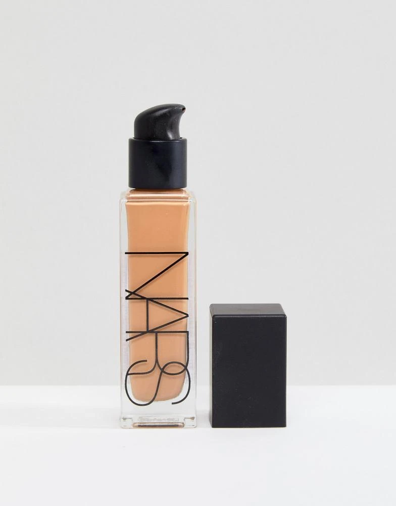 NARS Natural Radiant Longwear Foundation 商品