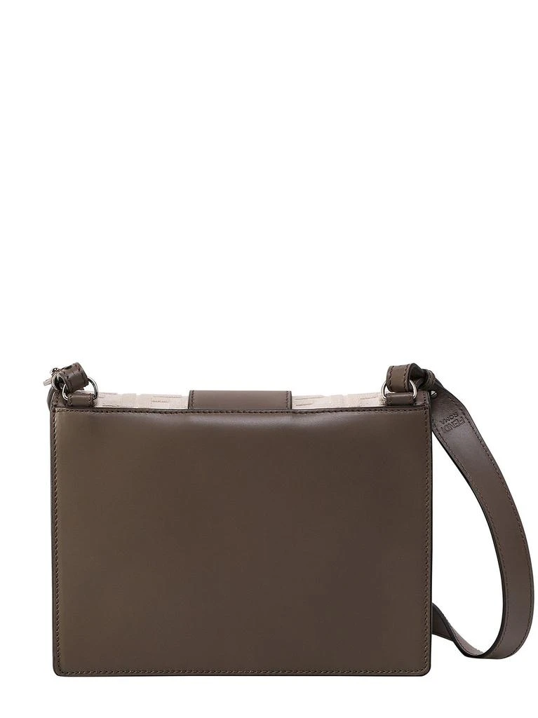 商品Fendi|Fendi Baguette Medium Messenger Bag,价格¥9024,第2张图片详细描述