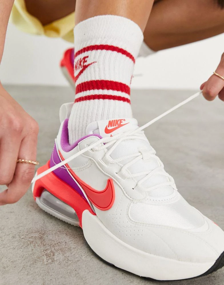 商品NIKE|Nike Air Max Verona Trainers in white,价格¥518,第2张图片详细描述