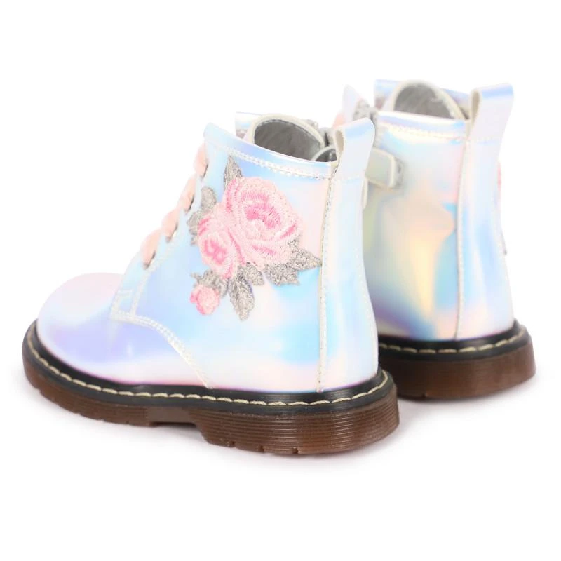 商品MONNALISA|Embroidered flowers iridescent boots in white and pink,价格¥935,第2张图片详细描述