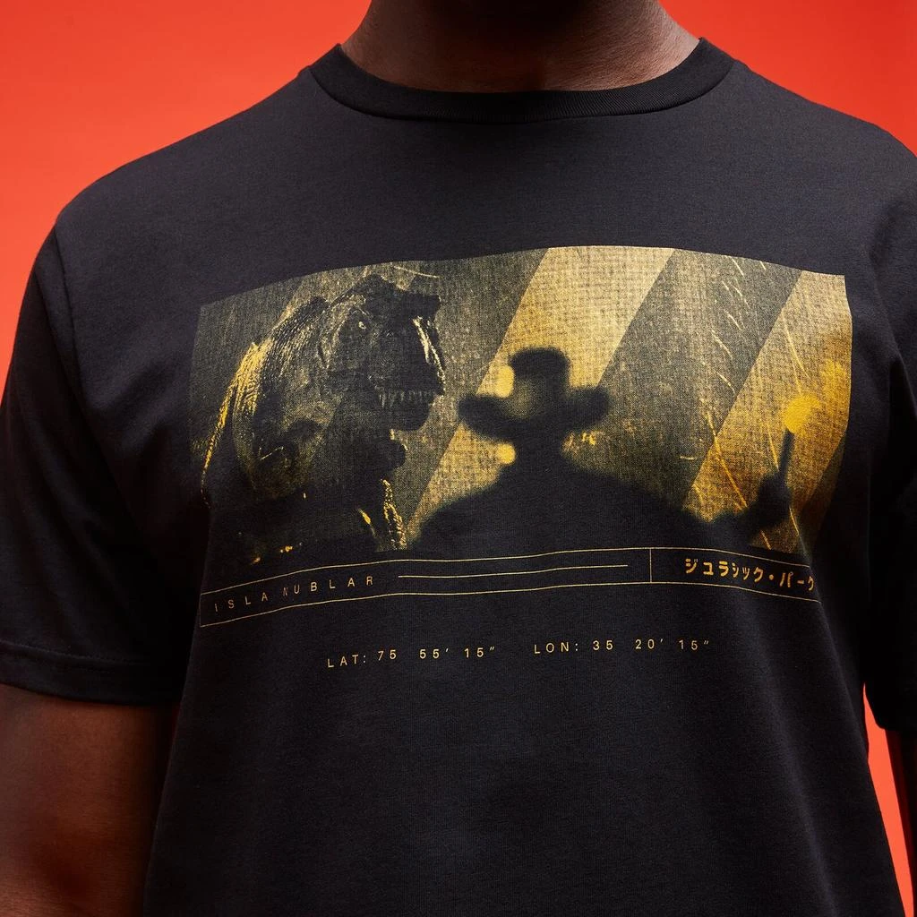商品Jurassic Park|Jurassic Park Primal Isla Nublar T-Shirt - Black,价格¥168,第3张图片详细描述